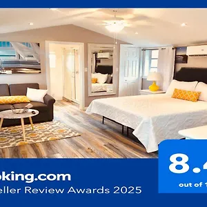 King & Queen #8 Apartment Nassau
